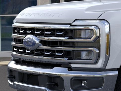 New 2025 Ford F250 Lariat w/ Lariat Ultimate Package image 18