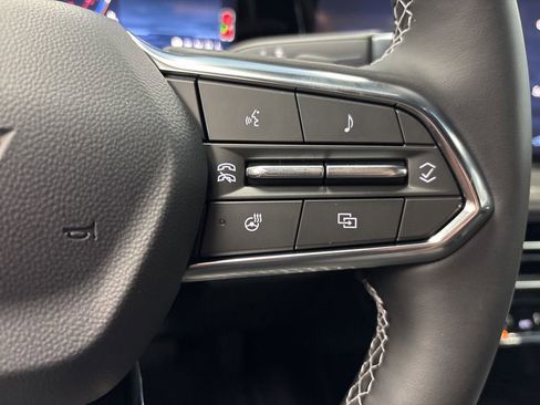 New 2026 Chevrolet Traverse LT w/ LPO, Floor Liner Package FWD image 40