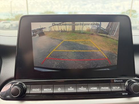 Used 2021 Kia Forte LXS image 19