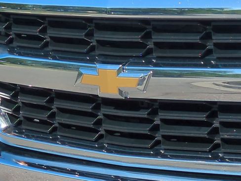 Used 2018 Chevrolet Silverado 1500 LT w/ All Star Edition AWD/4WD image 12