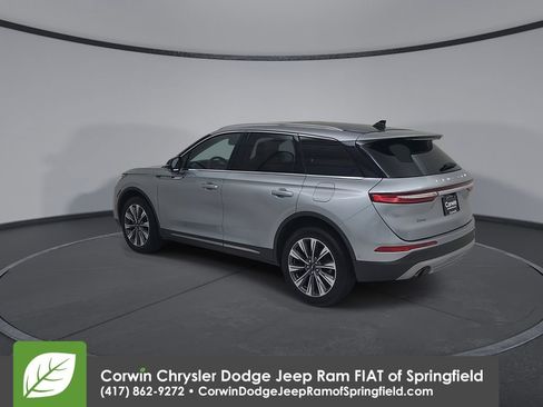 Used 2022 Lincoln Corsair Reserve w/ Equipment Group 201A AWD/4WD image 11