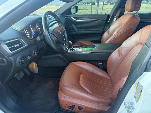 Used 2015 Maserati Ghibli RWD image 13