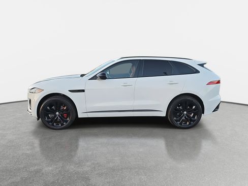 Used 2024 Jaguar F-PACE R-Dynamic S image 8