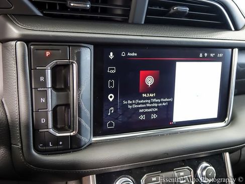 Used 2024 GMC Yukon Denali w/ Advanced Technology Package AWD/4WD image 16