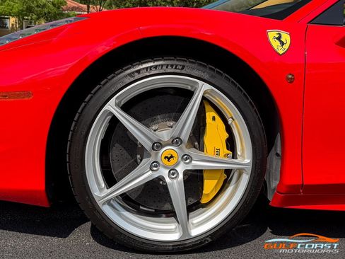 Used 2011 Ferrari 458 Italia Coupe RWD image 45