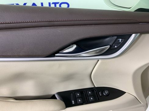 Used 2015 Cadillac XTS Standard image 14