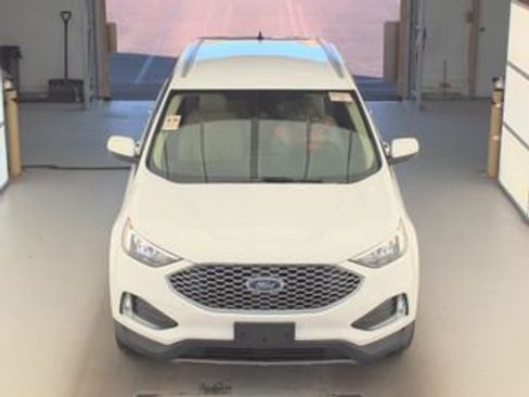 Used 2023 Ford Edge SEL w/ Convenience Package AWD/4WD image 2