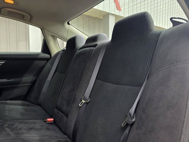 Used 2014 Nissan Altima 2.5 SV FWD image 20