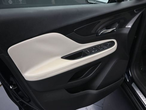 Used 2022 Buick Encore Preferred w/ Safety Package image 10