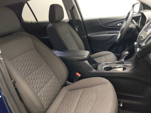 Used 2021 Chevrolet Equinox LT w/ LPO, Cargo Package AWD/4WD image 21