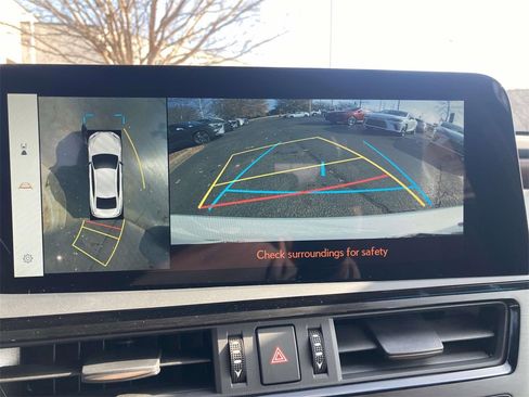 New 2025 Lexus ES 350 Ultra Luxury image 14