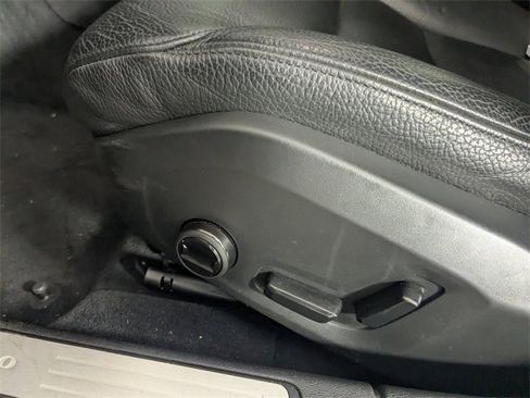 Used 2024 Volvo S60 B5 Plus image 11
