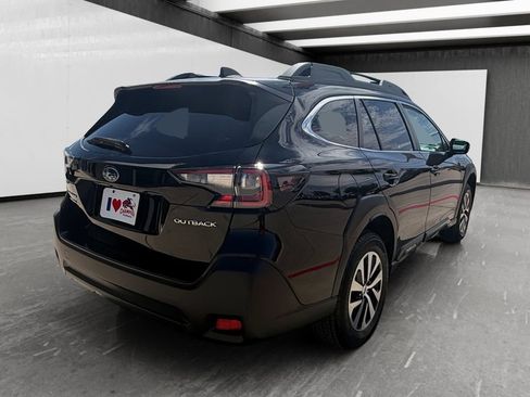 Used 2023 Subaru Outback Premium AWD/4WD image 5