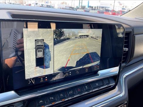 Used 2024 Chevrolet Silverado 1500 High Country image 22