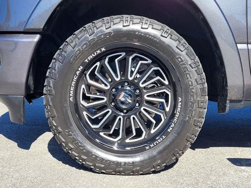 Used 2023 RAM 1500 Limited image 10