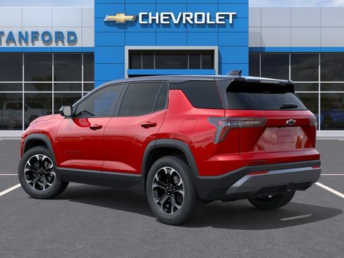 New 2026 Chevrolet Equinox LT w/ Convenience Package II FWD image 3