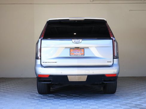 Used 2023 Cadillac Escalade Sport w/ LPO, ONYX Package AWD/4WD image 12