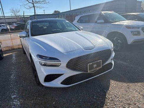 Used 2025 Genesis G70 3.3T Advanced w/ Sport Prestige Package image 2