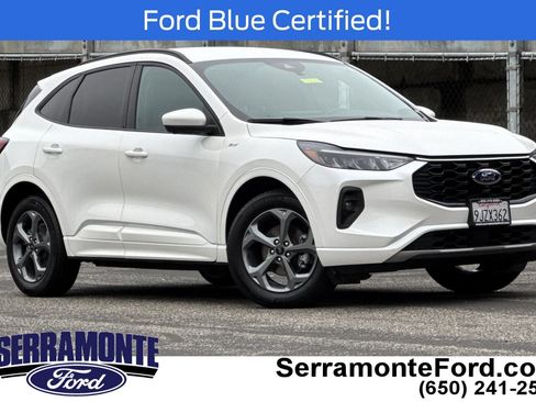Certified 2023 Ford Escape ST-Line Select w/ Tech Pack #2 AWD/4WD image 2
