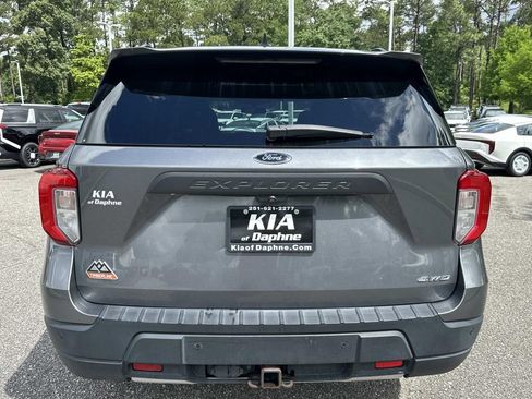 Used 2022 Ford Explorer Timberline AWD/4WD image 3