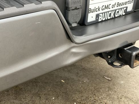 Used 2021 GMC Sierra 1500 Elevation image 32