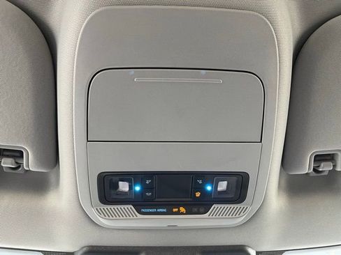 Used 2024 Ford F150 Lightning Flash AWD/4WD image 23