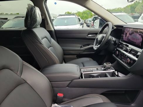 New 2026 Nissan Pathfinder SL w/ Cargo Package FWD image 40