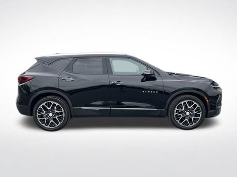 Used 2024 Chevrolet Blazer Premier w/ Driver Confidence II Package AWD/4WD image 17