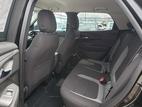 New 2026 Chevrolet TrailBlazer LT w/ LT Cold Weather Package FWD image 14