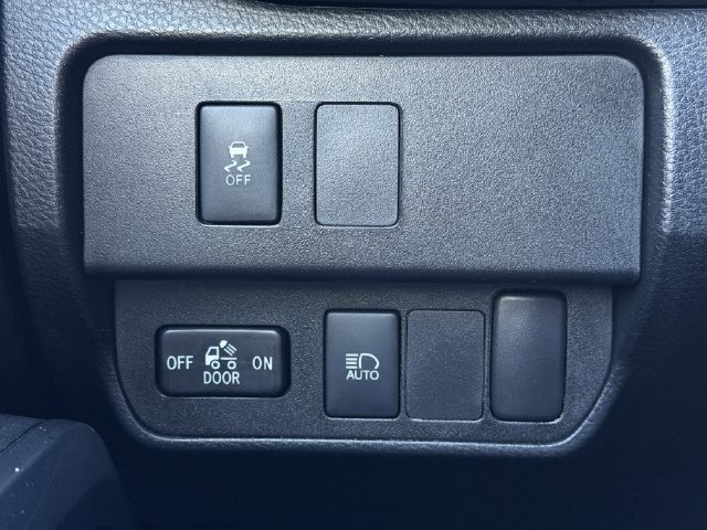 Used 2020 Toyota Tacoma SR w/ SR Convenience Package RWD image 19