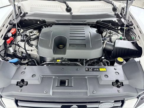 New 2026 Land Rover Defender 110 X-Dynamic SE AWD/4WD image 30