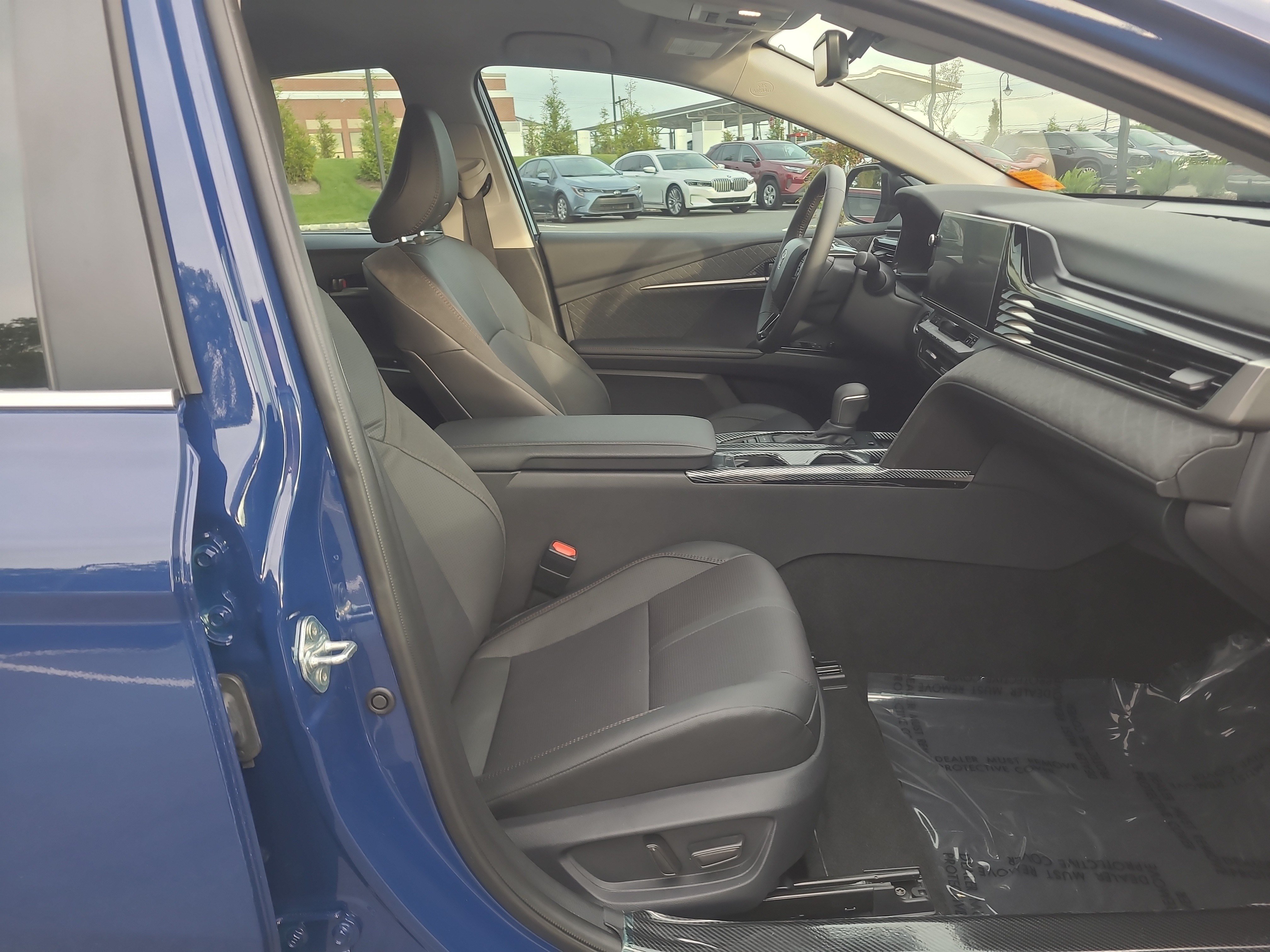 Used 2026 Toyota Camry XLE AWD/4WD image 17