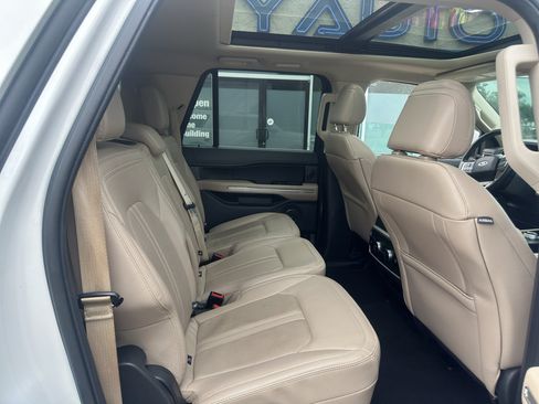 Used 2024 Ford Expedition Max Limited AWD/4WD image 13