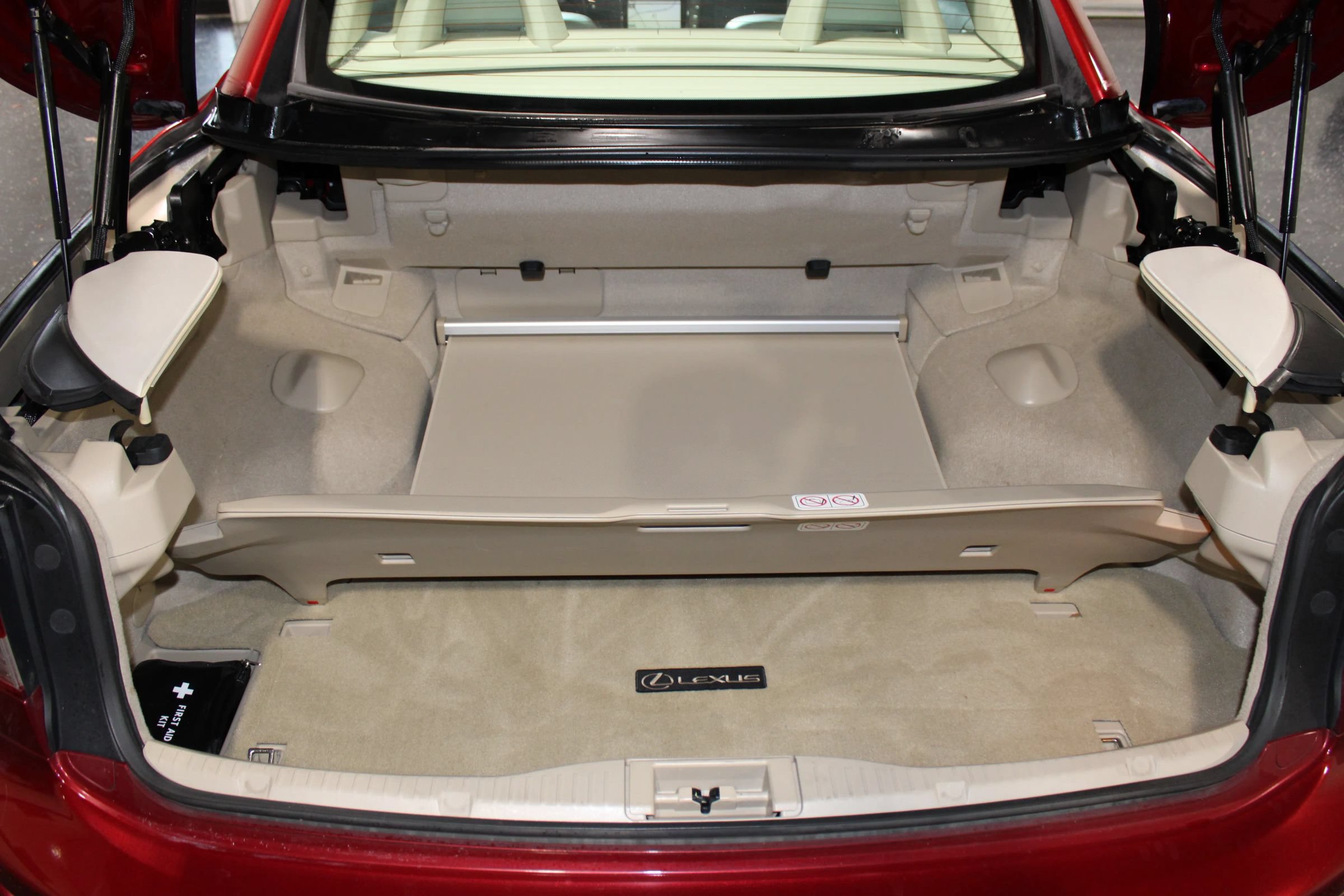 Used 2011 Lexus IS 350C RWD image 36