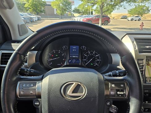Used 2017 Lexus GX 460 w/ Navigation Package AWD/4WD image 11