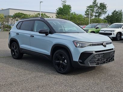 New 2026 Volkswagen Taos SE
