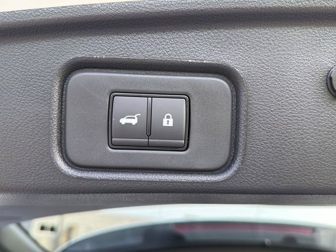 New 2026 Nissan Pathfinder SL w/ SL Premium Package FWD image 34