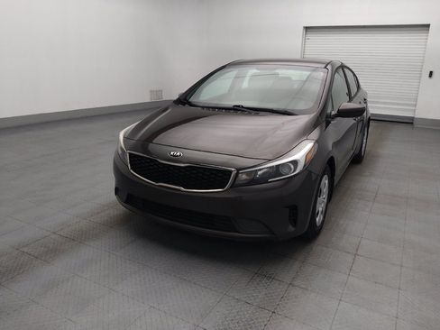 Used 2017 Kia Forte LX FWD image 15