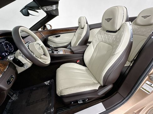 Certified 2022 Bentley Continental GT AWD/4WD image 20