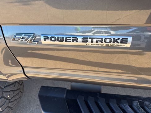 Used 2019 Ford F350 Lariat w/ Lariat Ultimate Package image 15