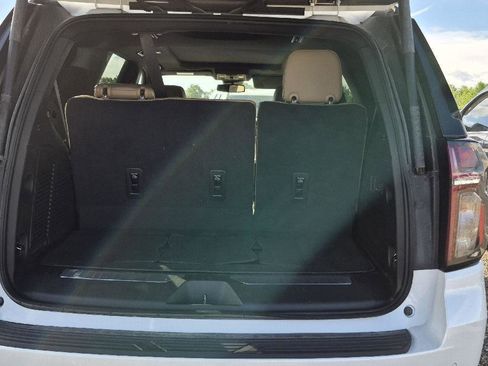 Used 2023 Chevrolet Tahoe Premier AWD/4WD image 5