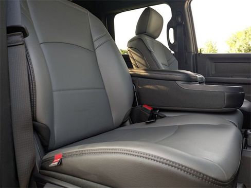 New 2024 RAM 5500 Tradesman w/ Chrome Appearance Group image 35