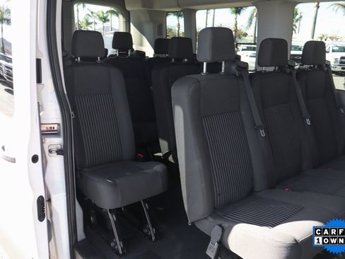 Used 2018 Ford Transit 350 XL image 33