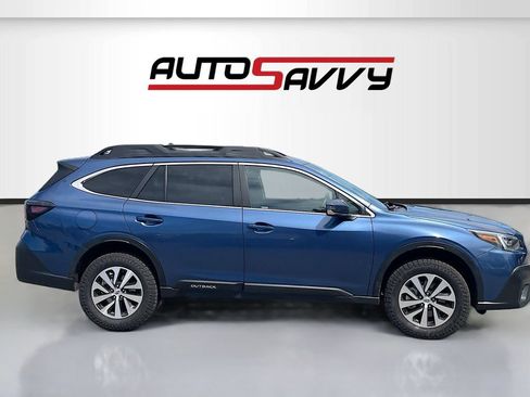 Used 2021 Subaru Outback Premium AWD/4WD image 8