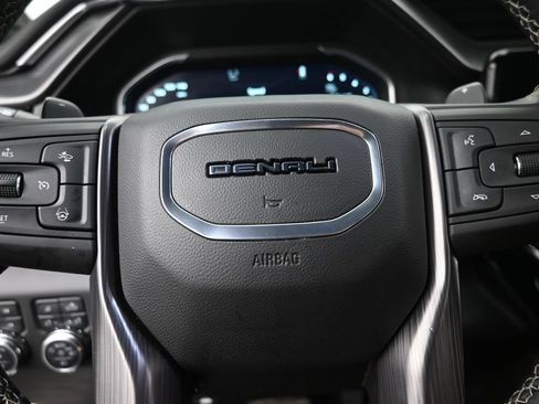 Used 2024 GMC Sierra 1500 Denali Ultimate AWD/4WD image 17