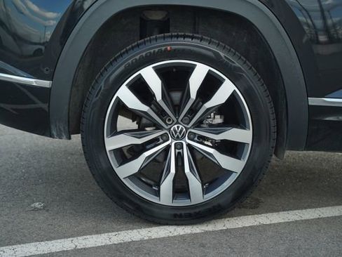 Used 2023 Volkswagen Atlas Cross Sport SEL Premium R-Line image 42