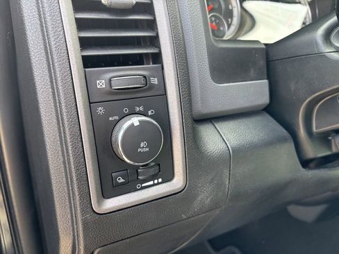 Used 2017 RAM 1500 Express w/ Express Value Package image 15