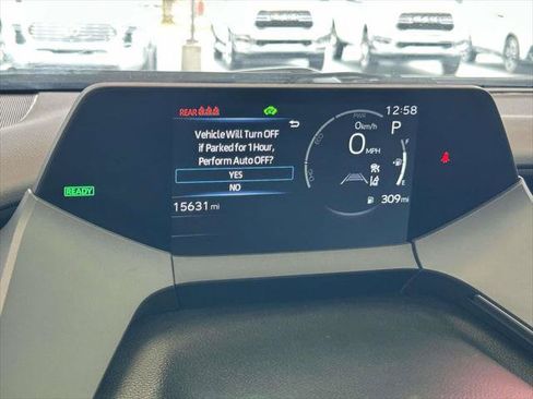 Certified 2025 Toyota Prius LE FWD image 17