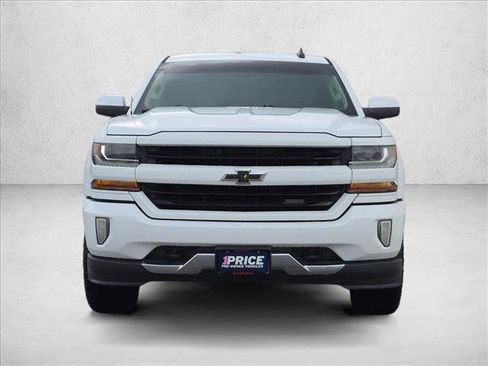 Used 2018 Chevrolet Silverado 1500 LT w/ Texas Edition AWD/4WD image 2