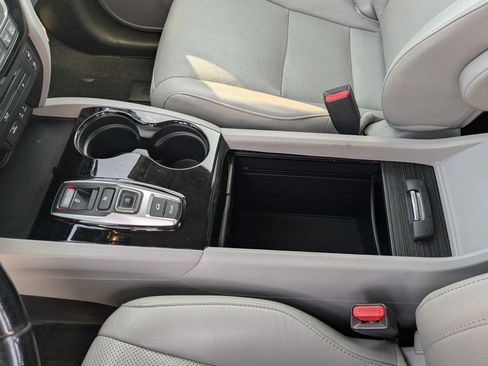 Used 2016 Honda Pilot Elite image 29